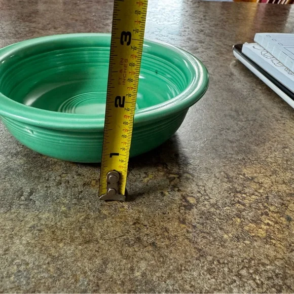 One Med Green FiestaWare rimmed Bowl Rare color Measures 5 1/2” x 1 1/2” HLC Co - Picture 7 of 7